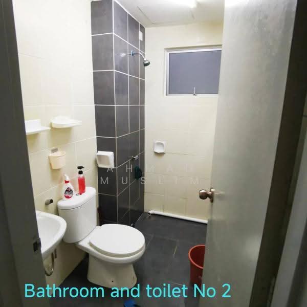 Townhouse for Rent in Puncak Alam (Selangor) - Ahmad Muslim - Bathroom - PropertyGuru.com.my