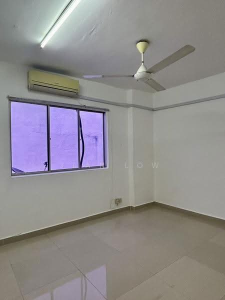 Pangsapuri untuk Dijual di Vista Lavender - Jean Low - Room 2 - PropertyGuru.com.my
