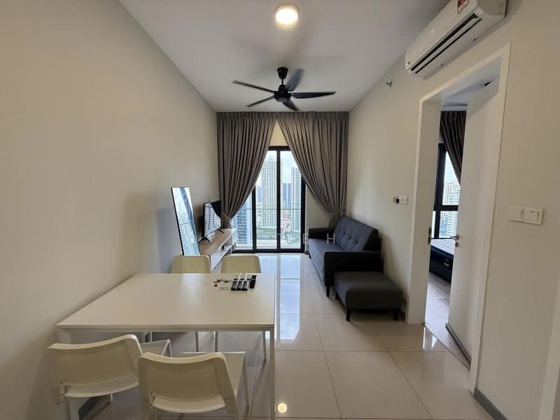 Kediaman Servis untuk Disewa di Southlink - TS Teh - Living Room - PropertyGuru.com.my