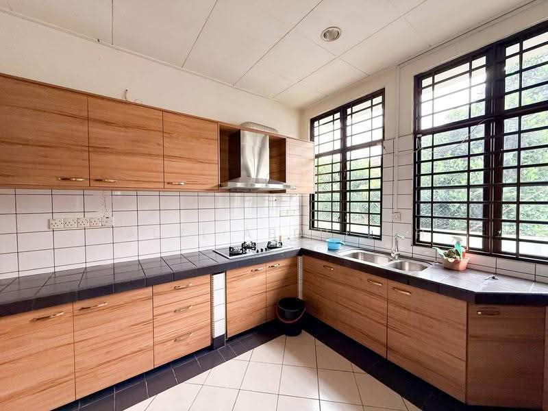 Bungalow House untuk Dijual di Seksyen 9 (Shah Alam) - Fauzi Abdullah - Kitchen - PropertyGuru.com.my