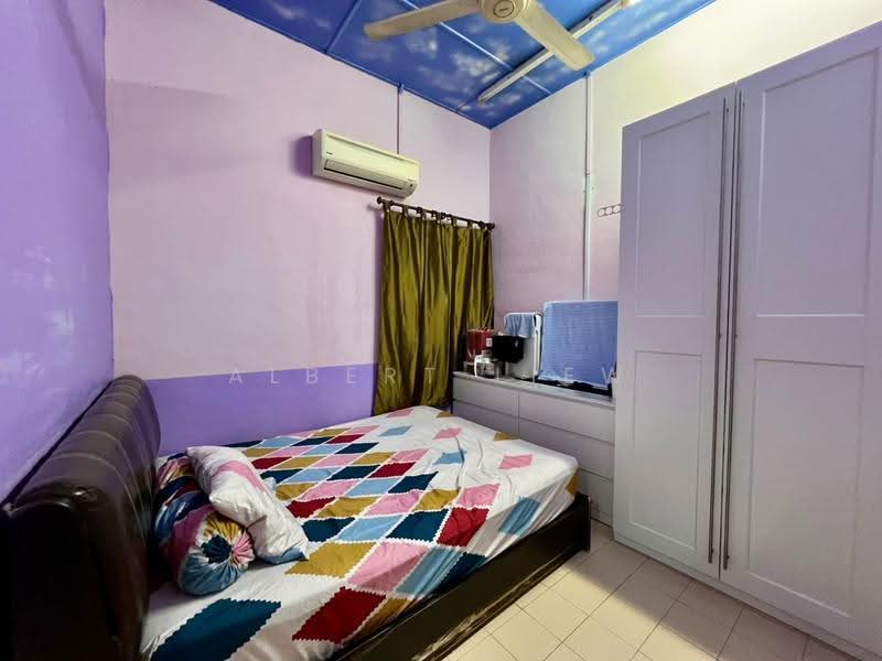 Rumah Teres 1-Tingkat untuk Dijual di Grisek (Johor) - Albert Liew - Bedroom - PropertyGuru.com.my
