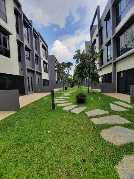 Bungalow House for Sale in Seri Kembangan (Selangor) - Eugene Yap - Exterior - PropertyGuru.com.my