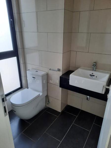 Bungalow House for Sale in Seri Kembangan (Selangor) - Eugene Yap - Bathroom - PropertyGuru.com.my