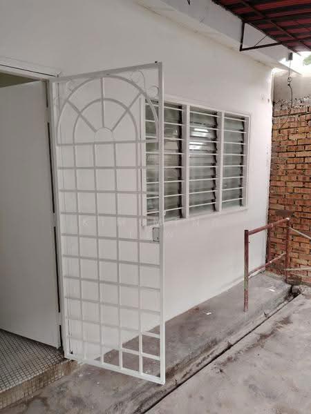 Rumah Teres 1-Tingkat untuk Dijual di Kepong (Kuala Lumpur) - Kim Meng Lew - Exterior - PropertyGuru.com.my