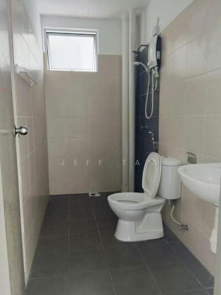 Kondominium untuk Disewa di Meru Heights Residences @ Scientex Meru - Jeff Tan - Bathroom - PropertyGuru.com.my