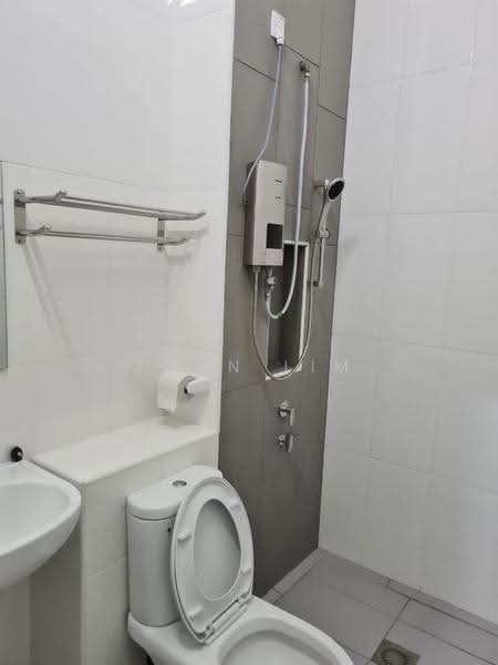 Rumah Teres 2-Tingkat untuk Disewa di Bukit Indah (Iskandar Puteri (Nusajaya)) - John Lim - Bathroom - PropertyGuru.com.my