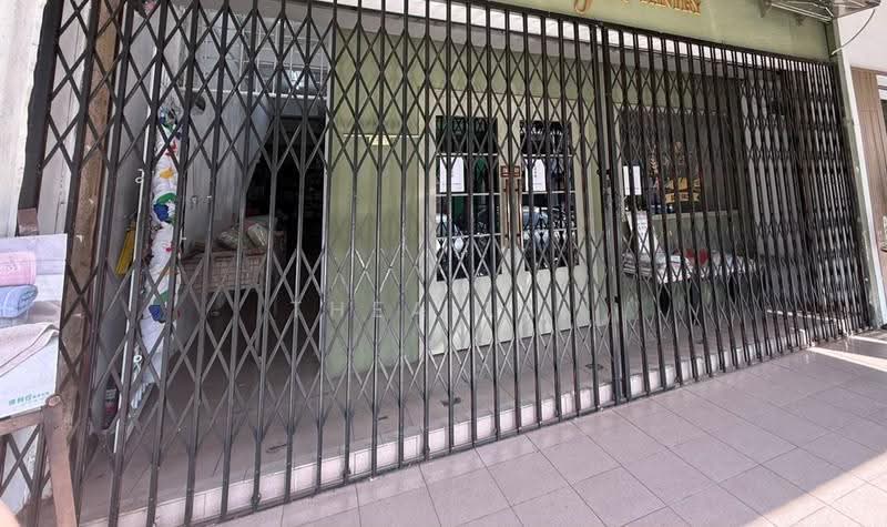 Kedai untuk Disewa di Taman Molek (Johor Bahru) - Thea Lai - Exterior - PropertyGuru.com.my