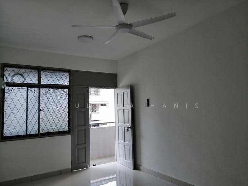 Rumah Flat untuk Dijual di Taman Batu Bukit - NURULISMA HANIS - Interior - PropertyGuru.com.my