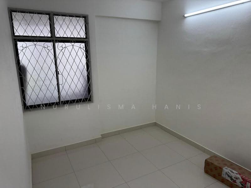 Rumah Flat untuk Dijual di Taman Batu Bukit - NURULISMA HANIS - Interior - PropertyGuru.com.my