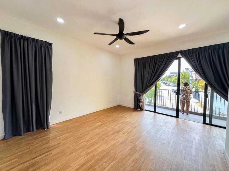 Semi-Detached House for Sale in Bandar Sungai Long (Selangor) - Farid Fahmi - Balcony - PropertyGuru.com.my