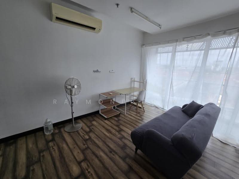 Kediaman Servis untuk Disewa di Sphere Damansara - Raymond Siew - Living Room - PropertyGuru.com.my