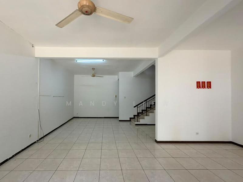 Rumah Teres 2-Tingkat untuk Dijual di Fortune Park Kepong (Kepong) - Mandy Liew - Living Room - PropertyGuru.com.my