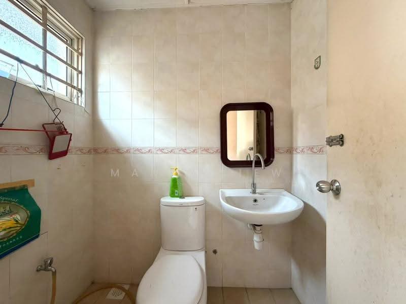 Rumah Teres 2-Tingkat untuk Dijual di Fortune Park Kepong (Kepong) - Mandy Liew - Bathroom - PropertyGuru.com.my