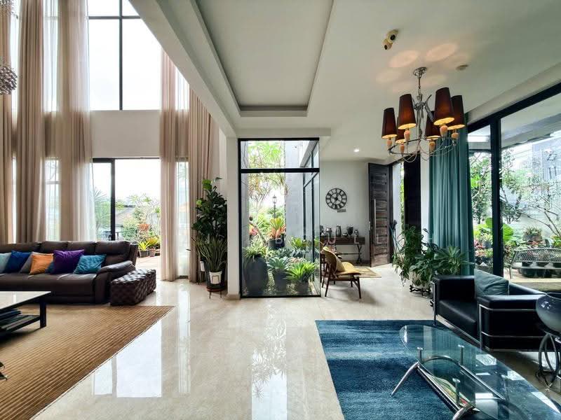 Bungalow House for Sale in Alam Damai (Cheras) - Fauzi Abdullah - Living Room - PropertyGuru.com.my