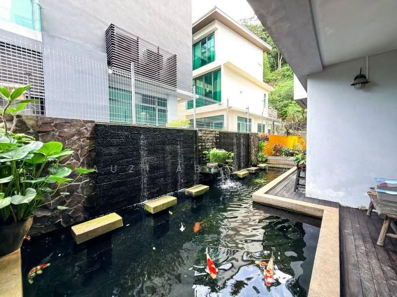 Bungalow House for Sale in Alam Damai (Cheras) - Fauzi Abdullah - Garden - PropertyGuru.com.my