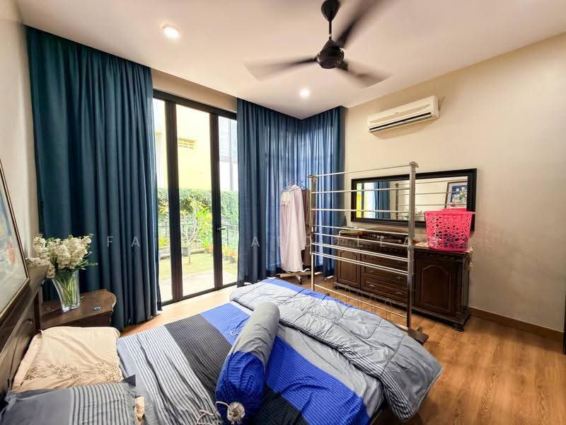 Bungalow House for Sale in Alam Damai (Cheras) - Fauzi Abdullah - Bedroom - PropertyGuru.com.my