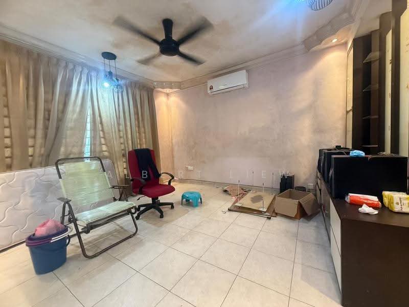 2-storey Terraced House for Sale in Grisek (Johor) - Albert Liew - Living Room - PropertyGuru.com.my