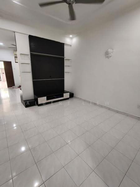 Rumah Teres 1-Tingkat untuk Dijual di Grisek (Johor) - Albert Liew - Living Room - PropertyGuru.com.my