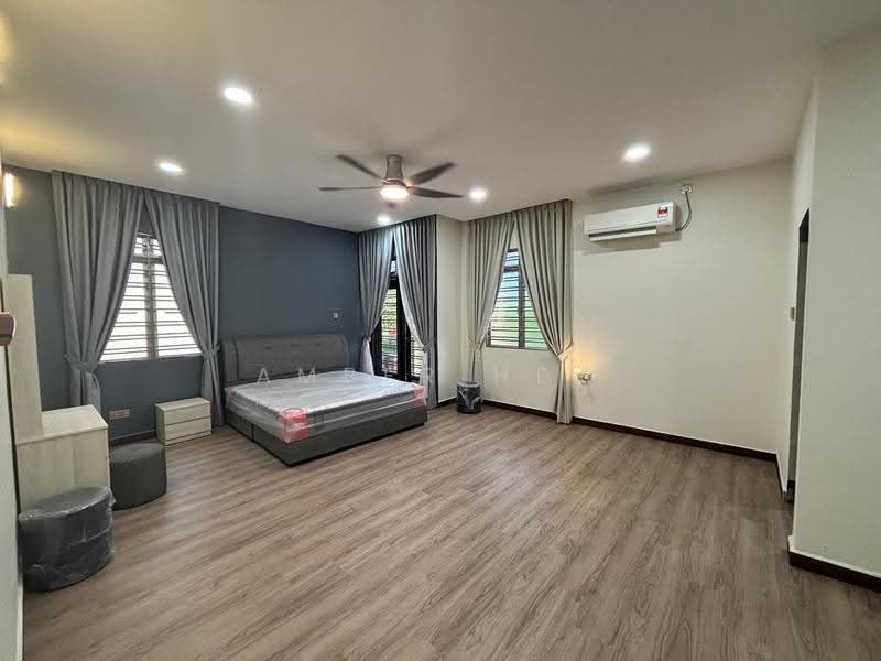 Rumah Berkembar untuk Dijual di Taman Desa (Kulai) - Amber Hew - Bedroom - PropertyGuru.com.my