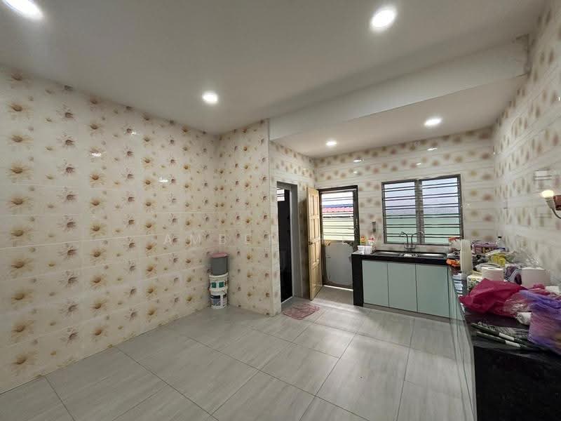 Rumah Berkembar untuk Dijual di Taman Desa (Kulai) - Amber Hew - Kitchen - PropertyGuru.com.my