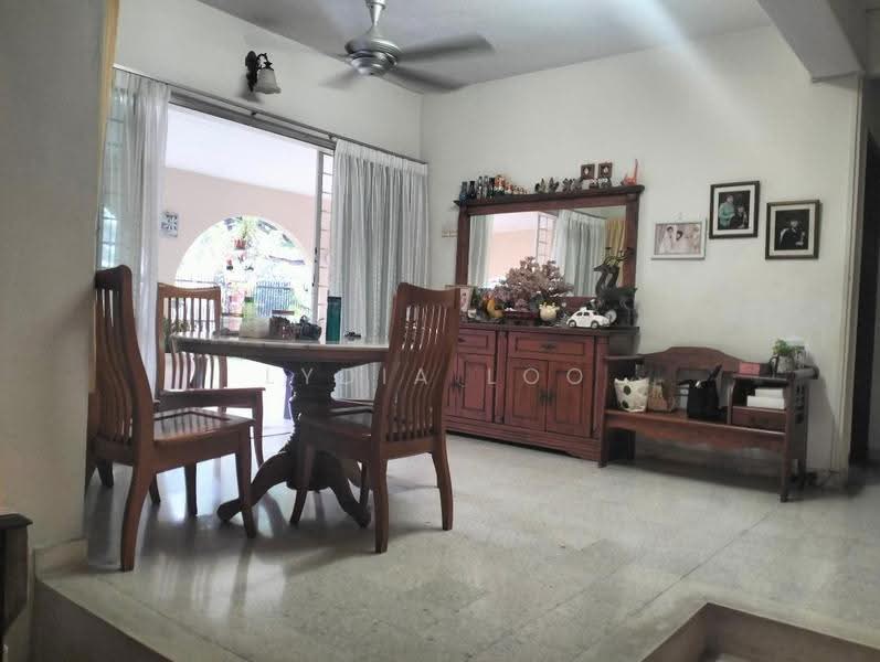 Rumah Berkembar untuk Dijual di SS14 (Subang Jaya) - Lydia Loo - Dining Room - PropertyGuru.com.my