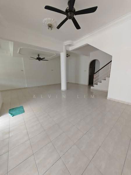 Rumah Teres 1-Tingkat untuk Disewa di Bandar Putra Kulai (Kulai) - Alvin Lim - Living Room - PropertyGuru.com.my