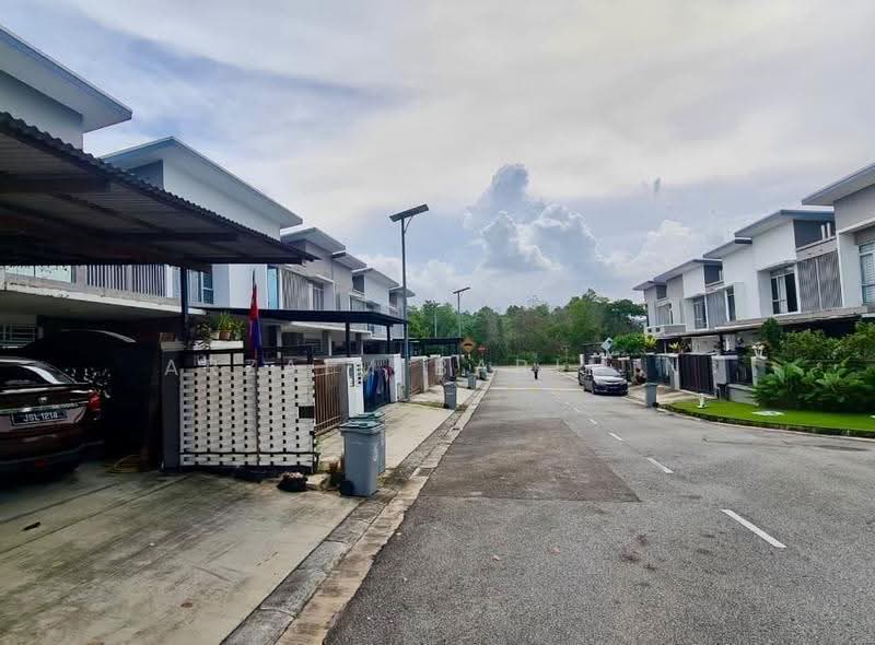 2-storey Terraced House for Sale in Johor Bahru (Johor) - Arzaim Barimin - Exterior - PropertyGuru.com.my
