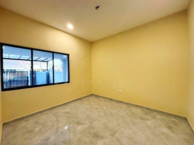 Rumah Teres 1-Tingkat untuk Dijual di Taman Johor Jaya (Johor Bahru) - Calvin Lee - PropertyGuru.com.my