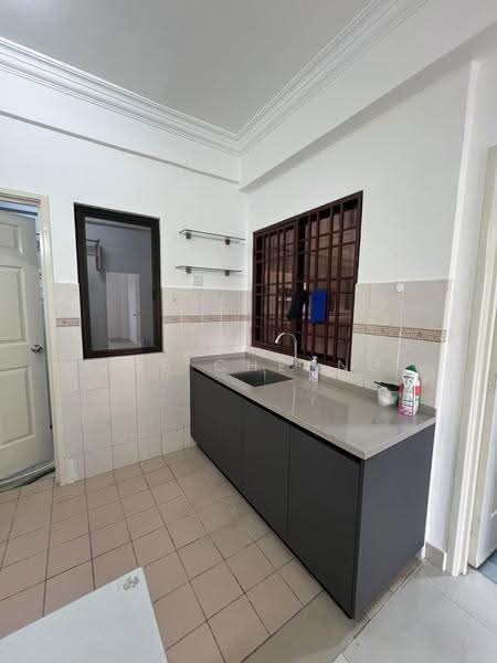 Condominium for Rent at Pelangi Astana - Joe Cheang - Kitchen - PropertyGuru.com.my
