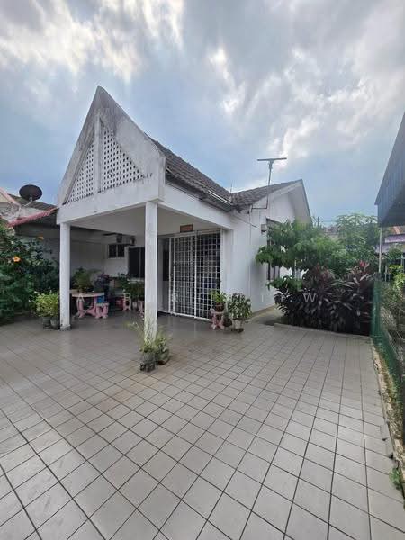 Rumah Teres 1-Tingkat untuk Dijual di Grisek (Johor) - Albert Liew - Exterior - PropertyGuru.com.my