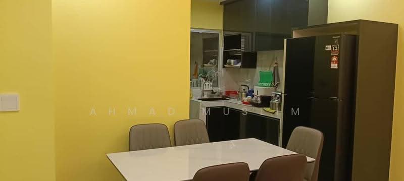 Rumah Teres untuk Disewa di Banting (Selangor) - Ahmad Muslim - Dining Room - PropertyGuru.com.my