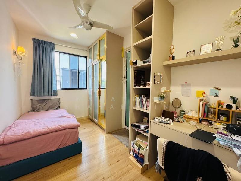 Semi-Detached House for Sale in Denai Alam (Shah Alam) - Nahathir Shahabudin - Bedroom - PropertyGuru.com.my