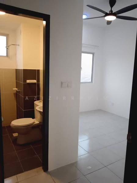 Kediaman Servis untuk Disewa di Kita Impian @ Cybersouth - Azizirrahim . - Bathroom - PropertyGuru.com.my