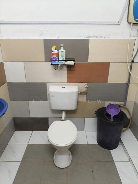 Terraced House for Sale in Taman Wangsa Permai (Kepong) - Joyce Low - Bathroom - PropertyGuru.com.my