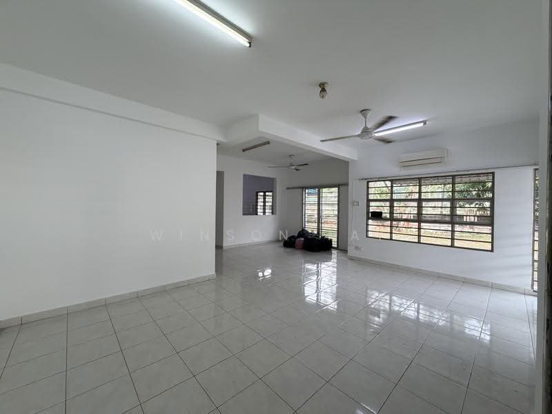 Rumah Berkembar untuk Dijual di Taman Tasik Semenyih (Semenyih) - Winson Tay - Living Room - PropertyGuru.com.my