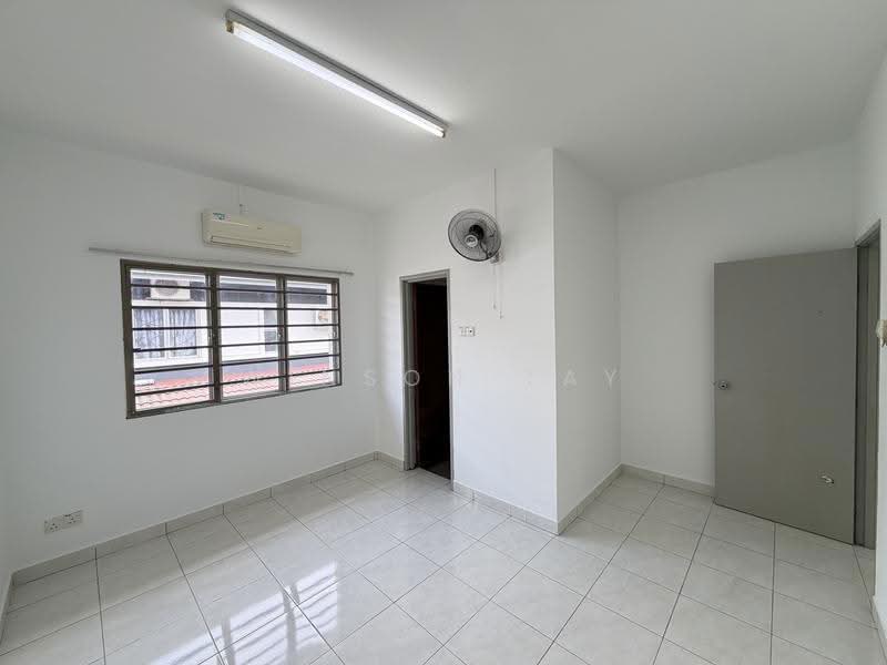 Semi-Detached House for Rent in Taman Tasik Semenyih (Semenyih) - Winson Tay - Interior - PropertyGuru.com.my