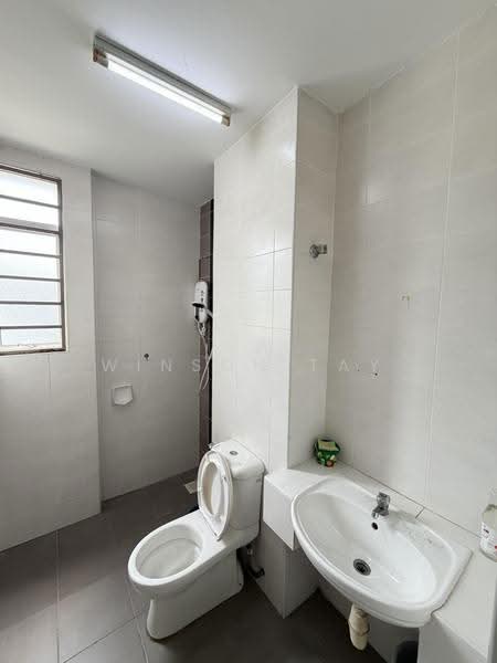 Semi-Detached House for Rent in Taman Tasik Semenyih (Semenyih) - Winson Tay - Bathroom - PropertyGuru.com.my