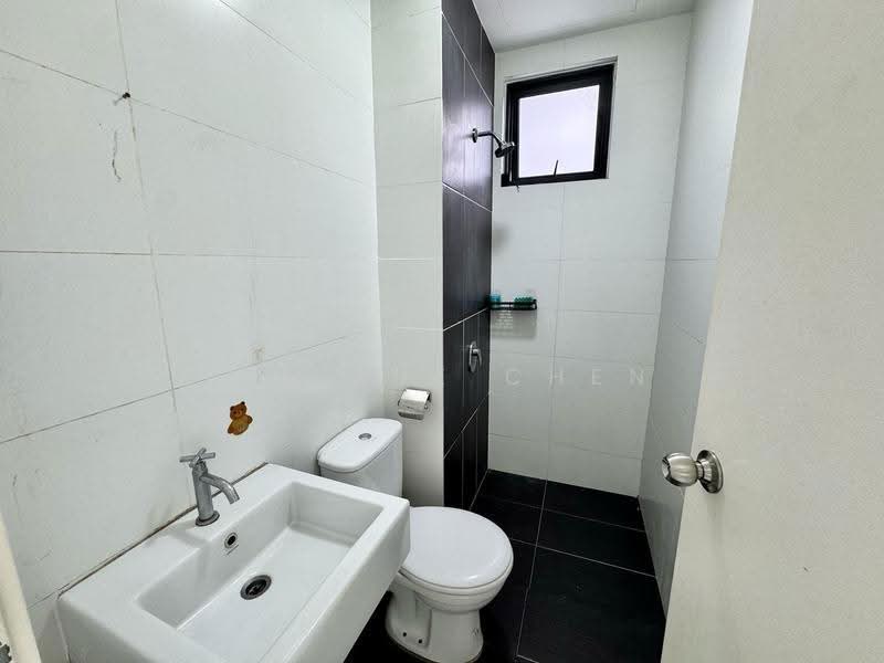 Condominium for Sale at Skyview Residence - Lee Xue Chen - Bathroom - PropertyGuru.com.my