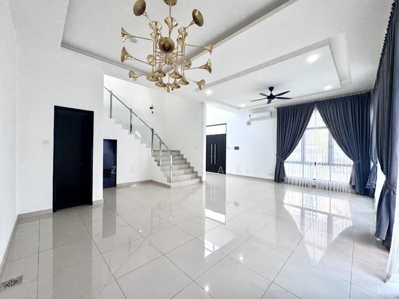Rumah Berkembar untuk Dijual di Taman Melawati (Ulu Kelang) - Zana Zakri - Living Room - PropertyGuru.com.my