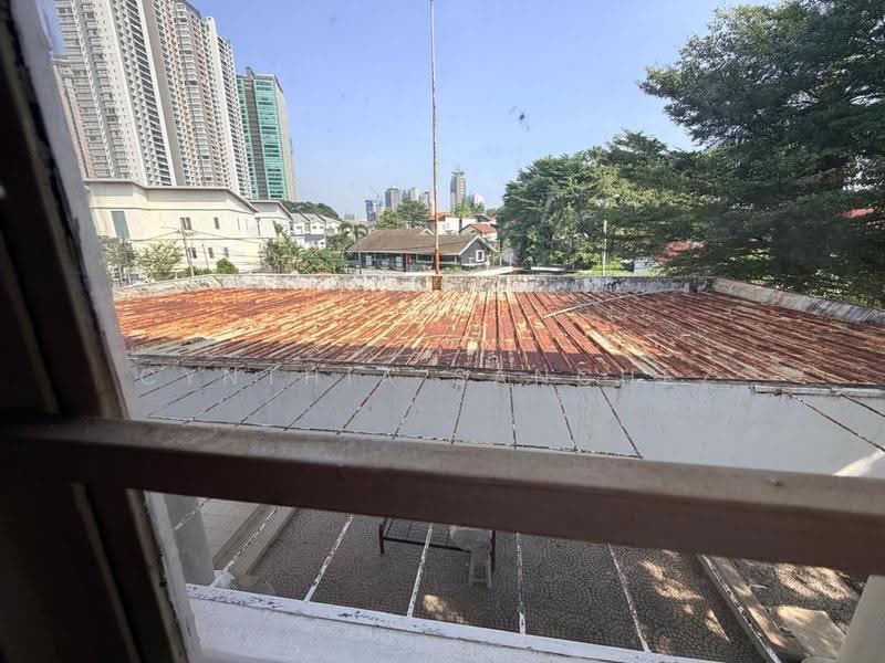 Bungalow House for Rent in Jalan Tun Razak (KL City Centre) - Cynthia Sanchez - Roof - PropertyGuru.com.my