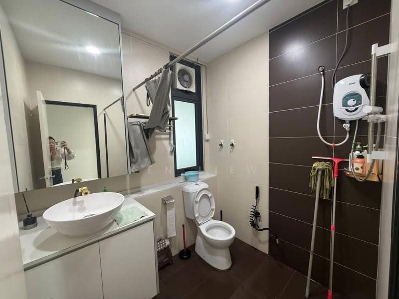 Service Residence for Sale at 8Scape Residence @ Sutera - Ken Liew - PropertyGuru.com.my
