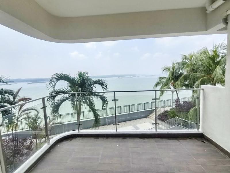 Kondominium untuk Dijual di Kings Bay @ Country Garden Danga Bay - Neilson Tan - Balcony - PropertyGuru.com.my