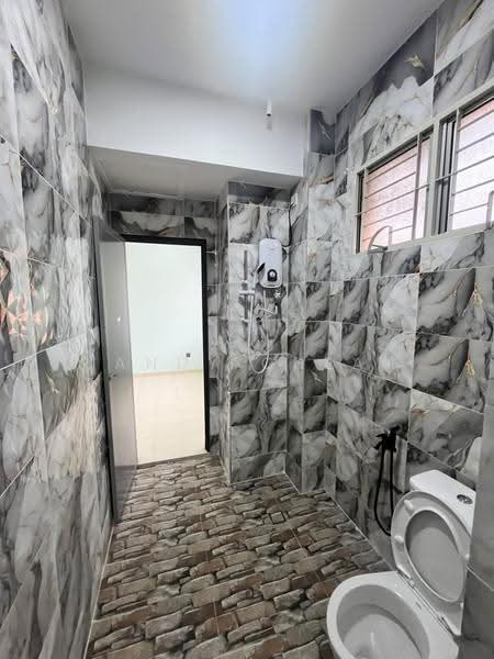 Rumah Berkembar untuk Dijual di Bukit Mertajam (Penang) - Candy Cheah - Bathroom - PropertyGuru.com.my