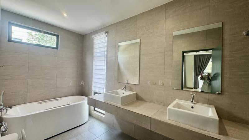 Semi-Detached House for Rent in Ampang Jaya (Ampang) - Zana Zakri - PropertyGuru.com.my
