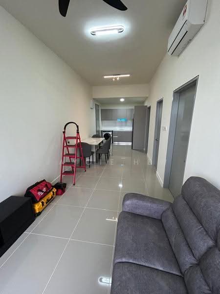 Service Residence for Rent at 8th & Stellar - Jaycie Hew - Corridor - PropertyGuru.com.my
