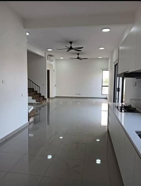 2-storey Terraced House for Rent in Cyberjaya (Selangor) - Low Kok Pin - Living Room - PropertyGuru.com.my