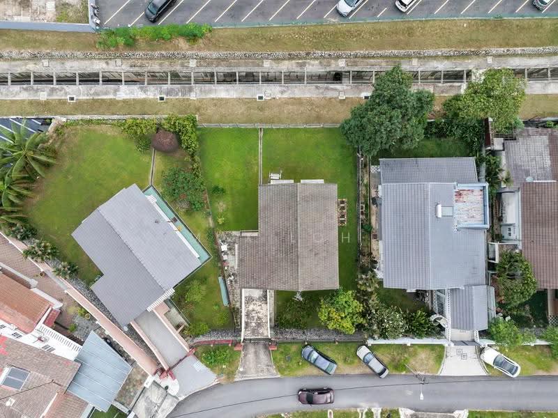 Bungalow House for Sale in Sea Park (Petaling Jaya) - Max Loh - Exterior - PropertyGuru.com.my