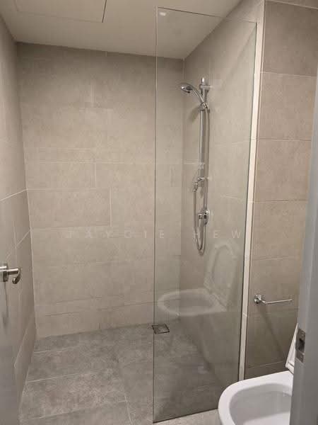 Kediaman Servis untuk Dijual di 8th & Stellar - Jaycie Hew - Bathroom - PropertyGuru.com.my