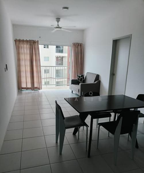 Kondominium untuk Disewa di Residensi Sateria - Shafiq Muttalib - Living Room - PropertyGuru.com.my