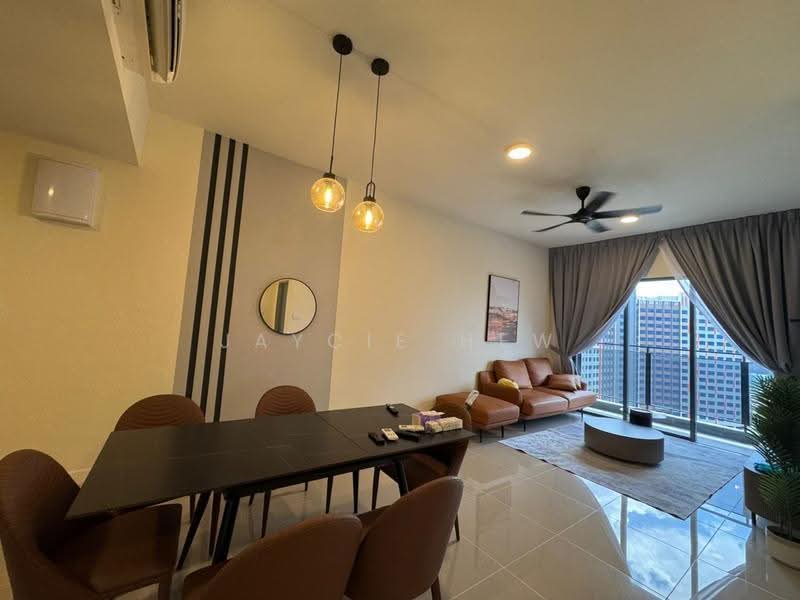 Kediaman Servis untuk Dijual di 8th & Stellar - Jaycie Hew - Living Room - PropertyGuru.com.my
